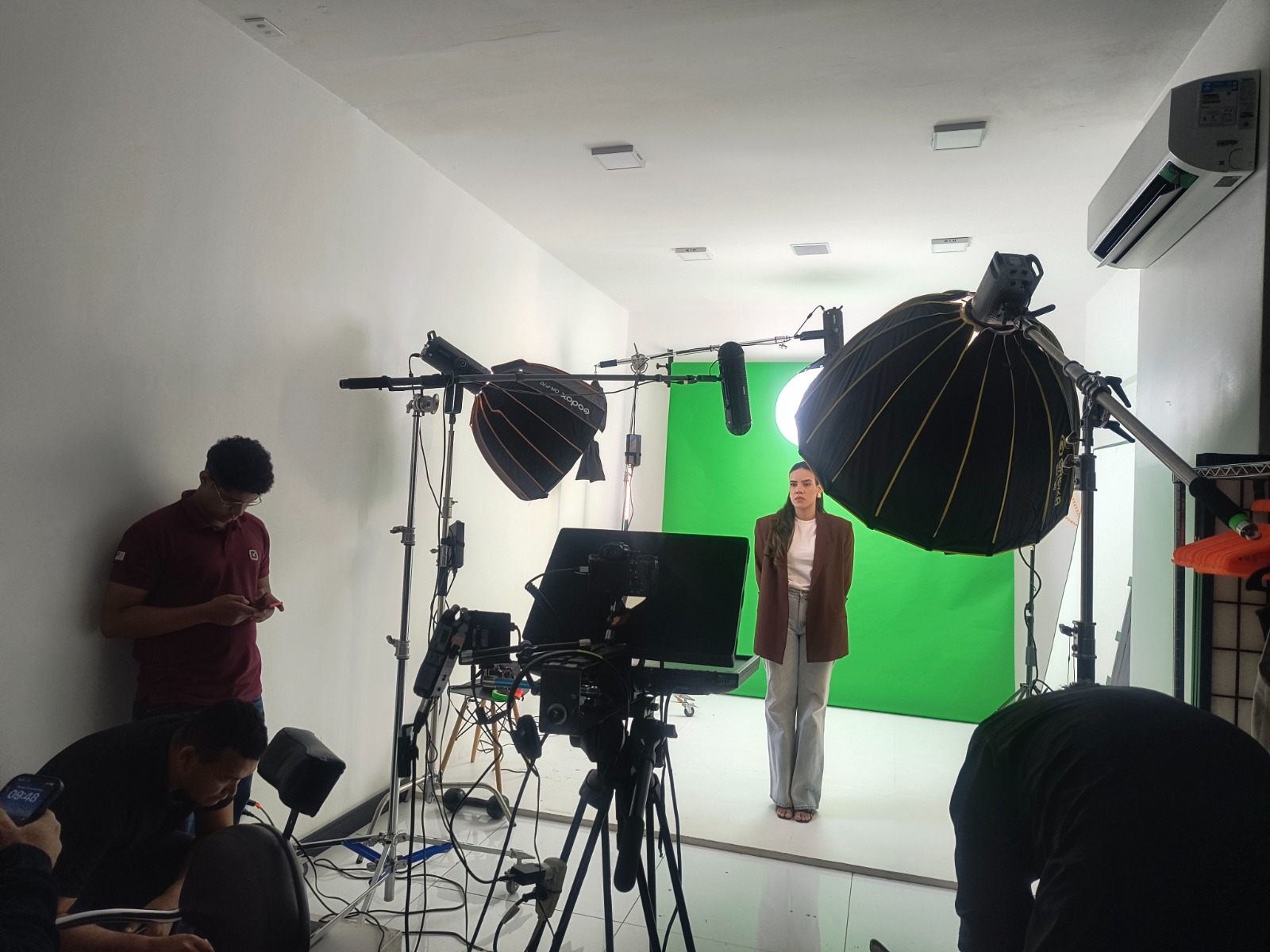 Estúdio da Black Films montado para gravação institucional
